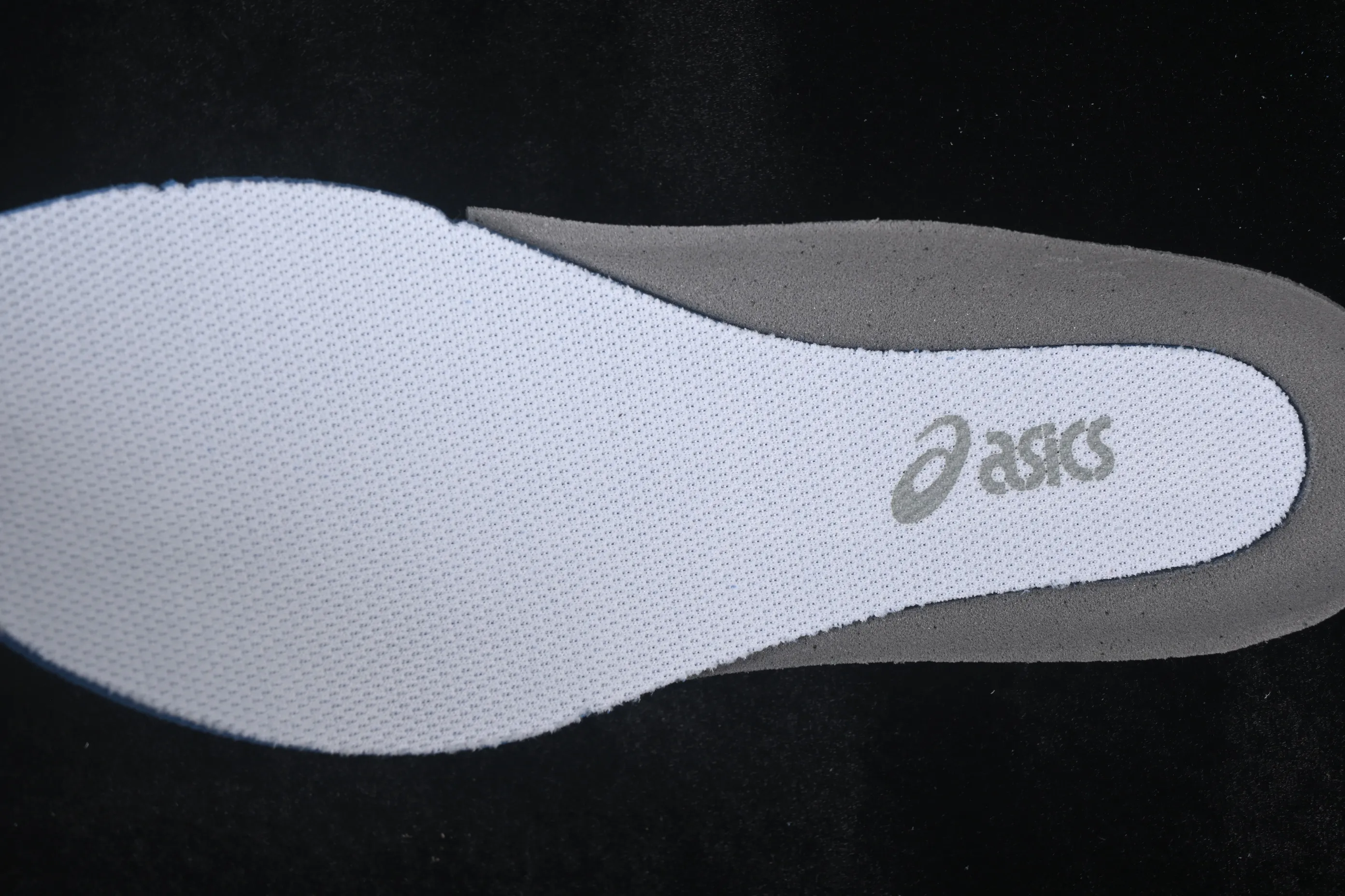 All categories Asics Asics series Asics Hypersync Asics Hypersync fashion retro breathable lightweight thin-soled moral training shoes 1203B146-100